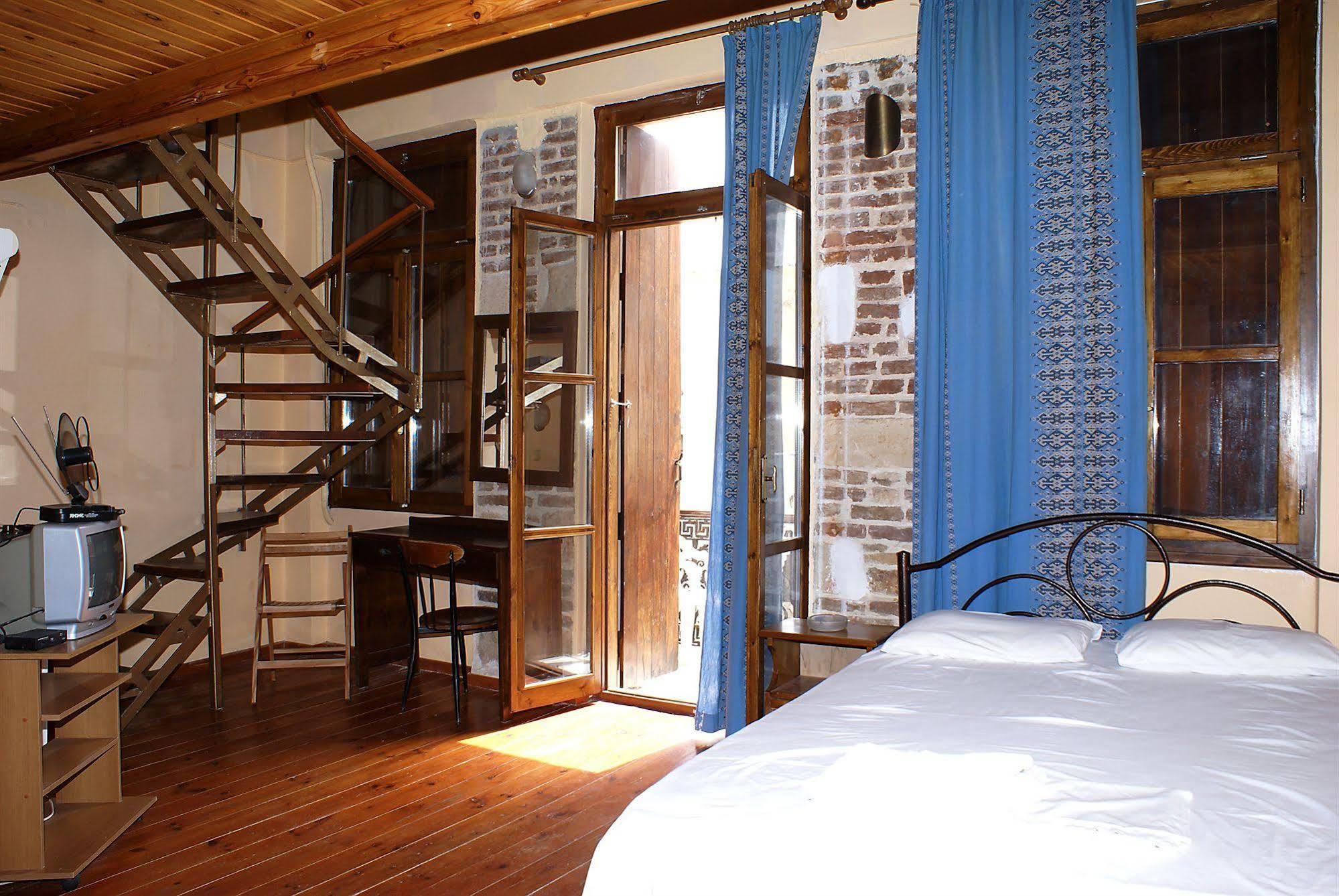 Kydonia Rooms Chania  Bagian luar foto