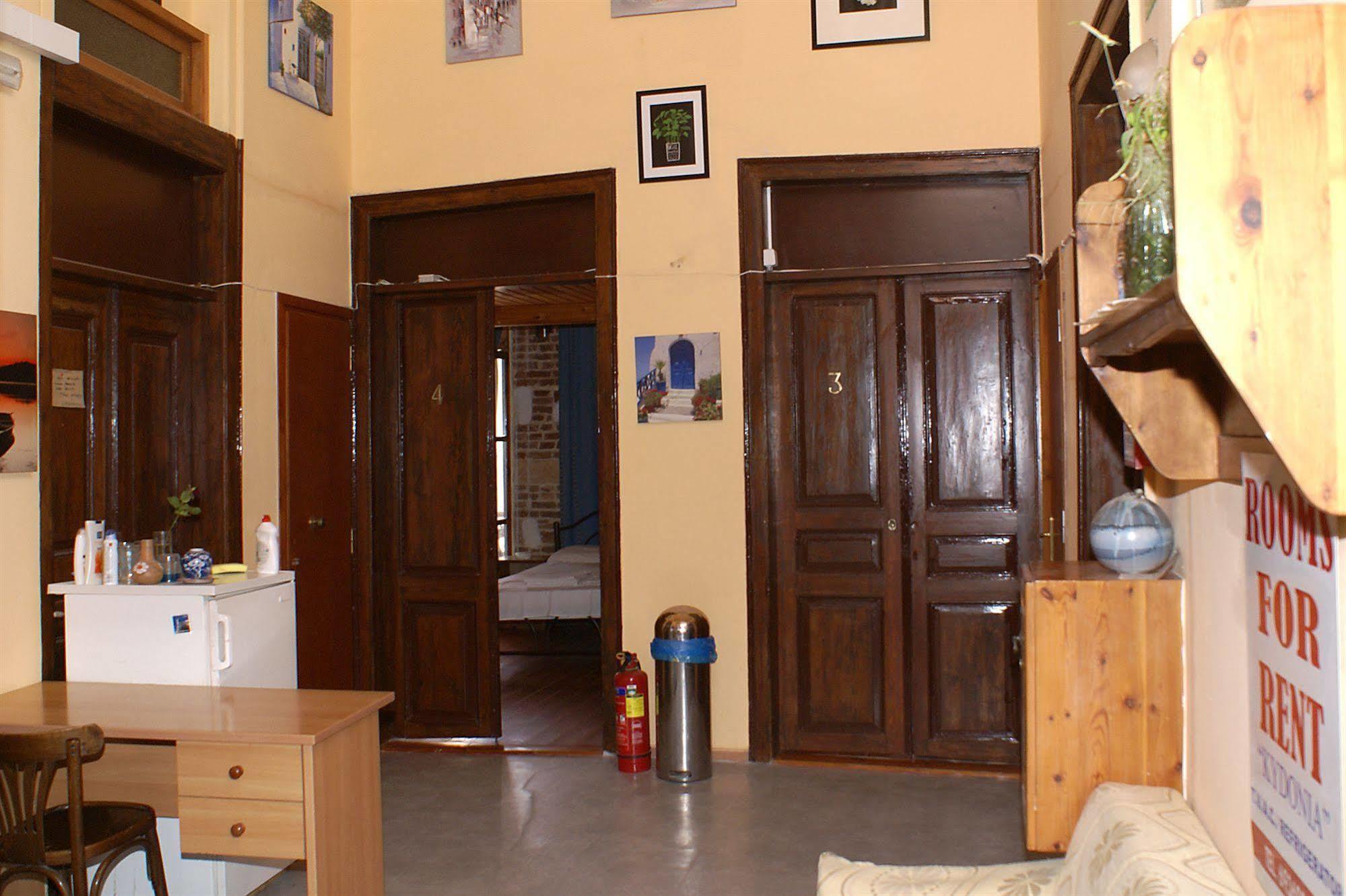 Kydonia Rooms Chania  Bagian luar foto