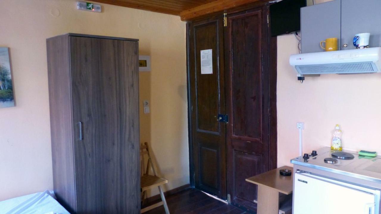 Kydonia Rooms Chania  Bagian luar foto