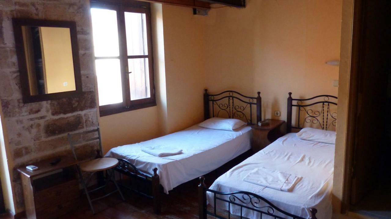 Kydonia Rooms Chania  Bagian luar foto